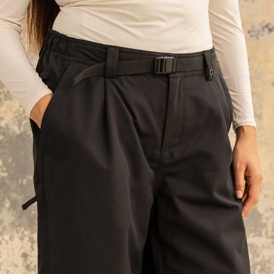 686 Women's Outline Shell Pant 2026 - Black - Image 3