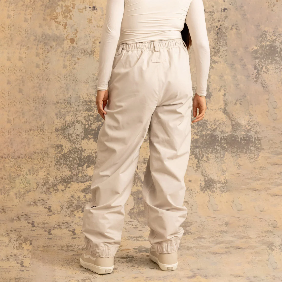 686 Women's Outline Shell Pant 2026 - Limestone - Image 6