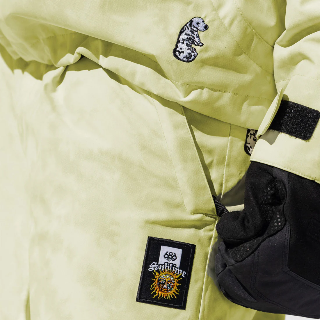 686 X Sublime Women's Shell Anorak 2026 - Sublime Yellow Tie Dye - Image 4