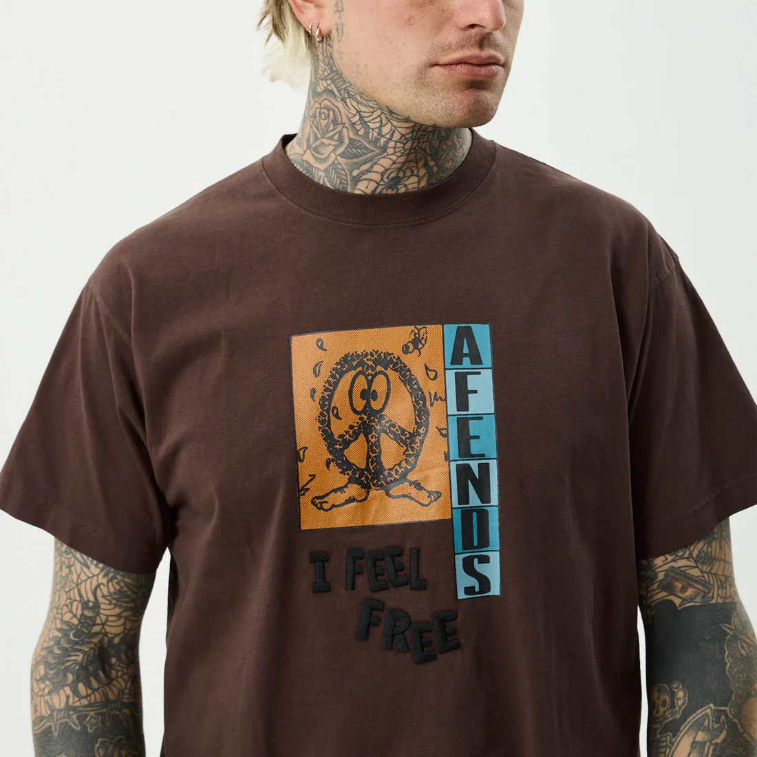 AFENDS Feel Free - Boxy Tee - Washed Coffee - Image 5