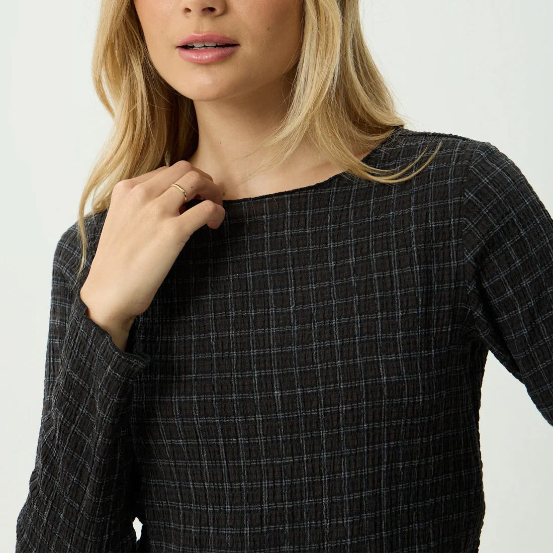 AFENDS Women's Dusk Focus Seersucker Long Sleeve Top - Black Check - Image 6