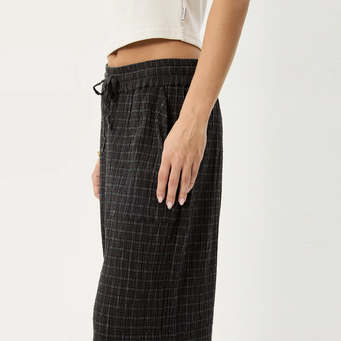 AFENDS Women's Dusk Seersucker Check Pant - Black - Image 7