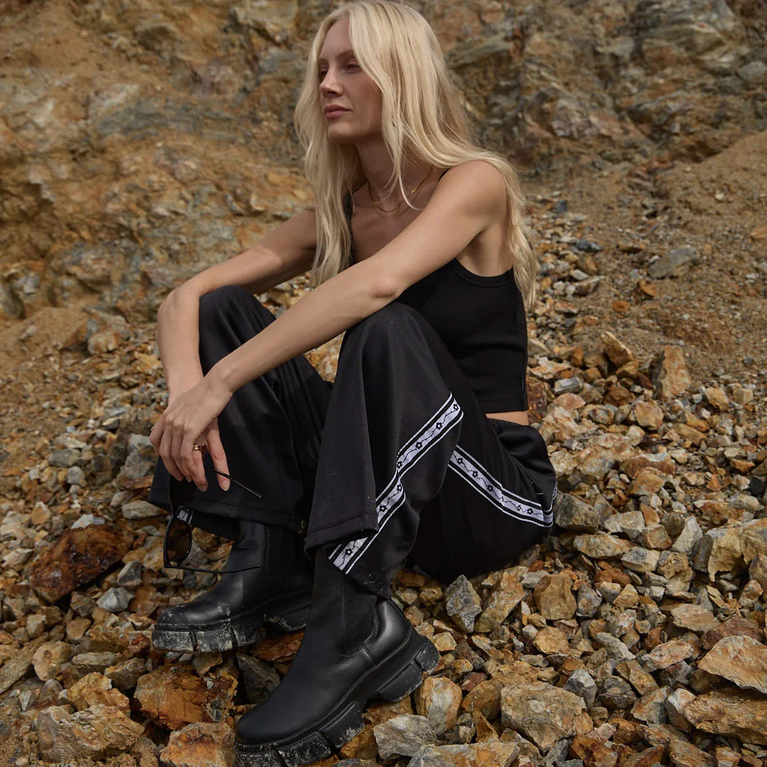 AFENDS Women's Thorn Bound Sweat Pant - Black - Image 5