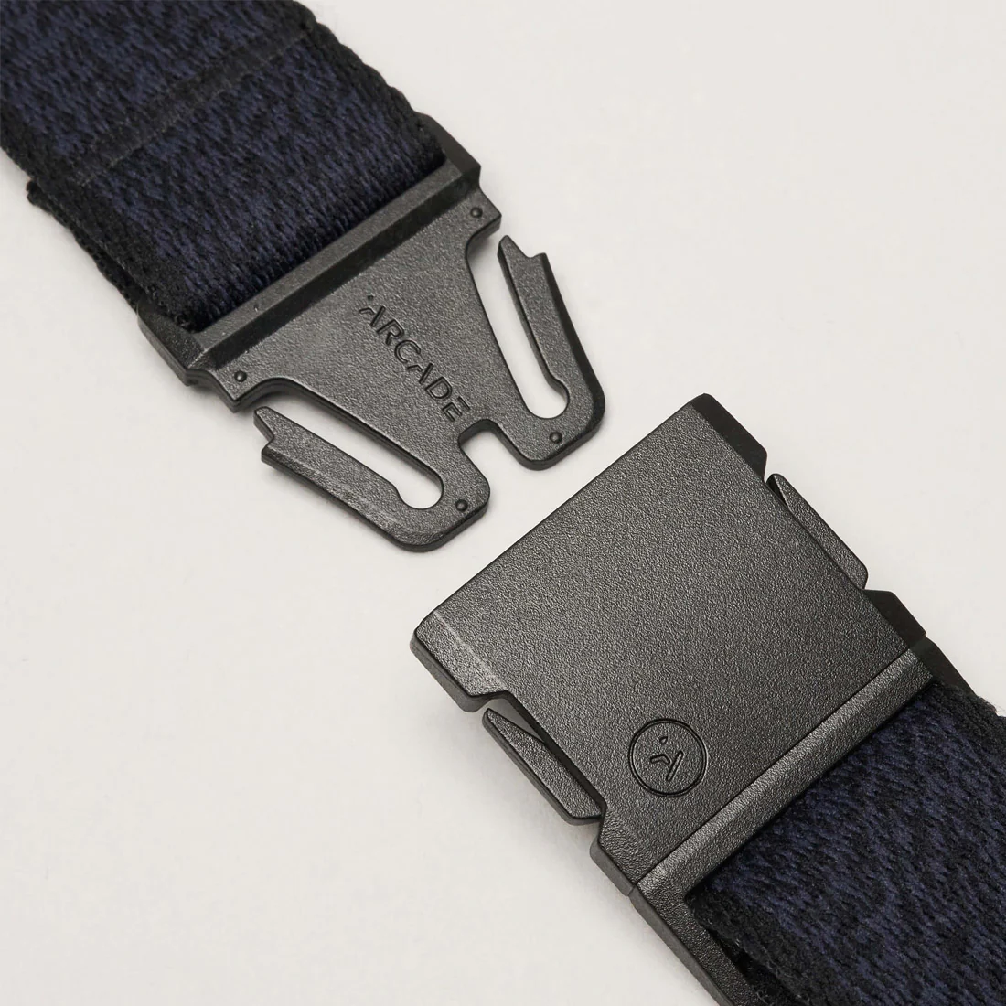 ARCADE Blackwood Slim Belt - Heather Navy/Black - Image 3