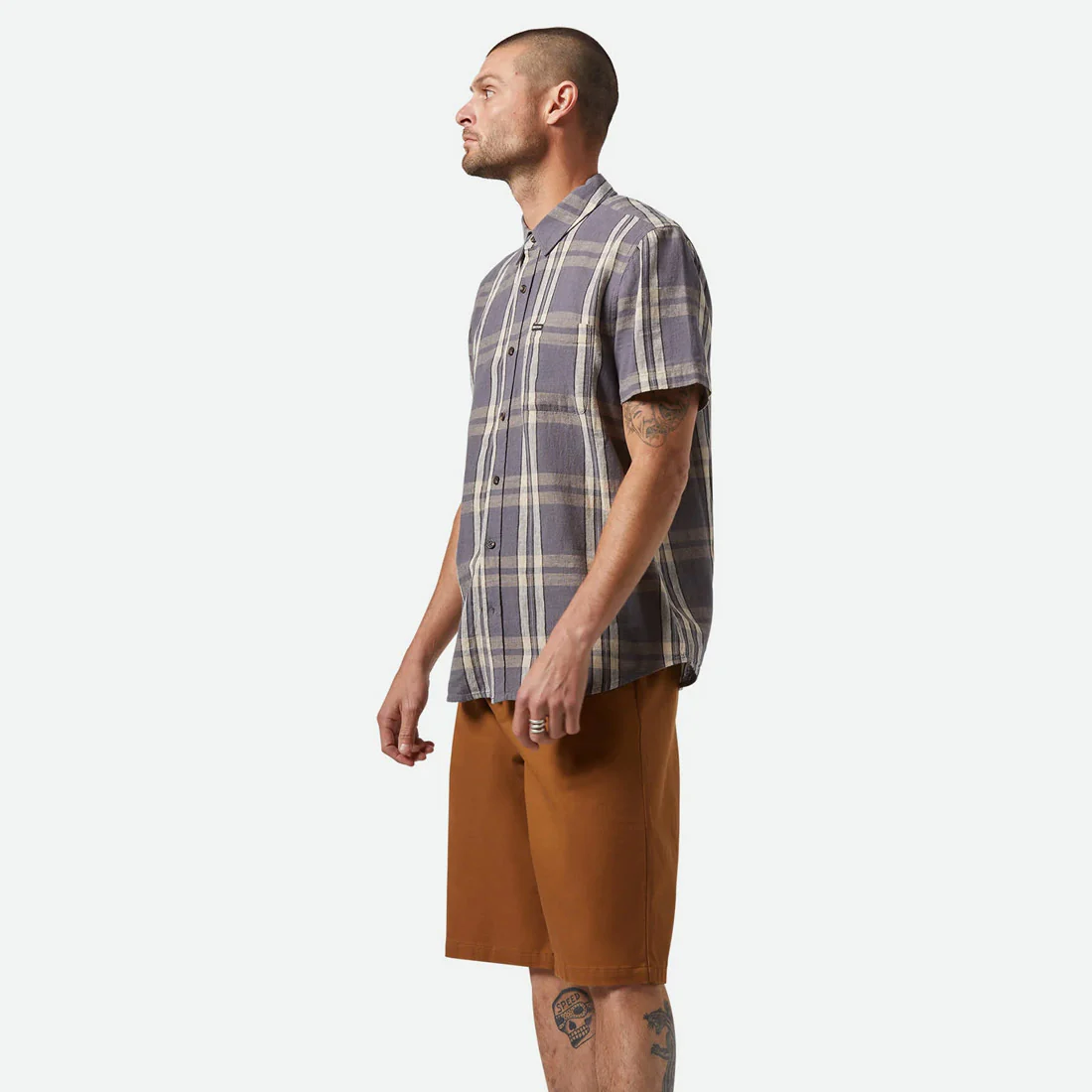 BRIXTON Charter Linen Blend Short Sleeve Shirt - Charcoal/Beige Plaid - Image 2