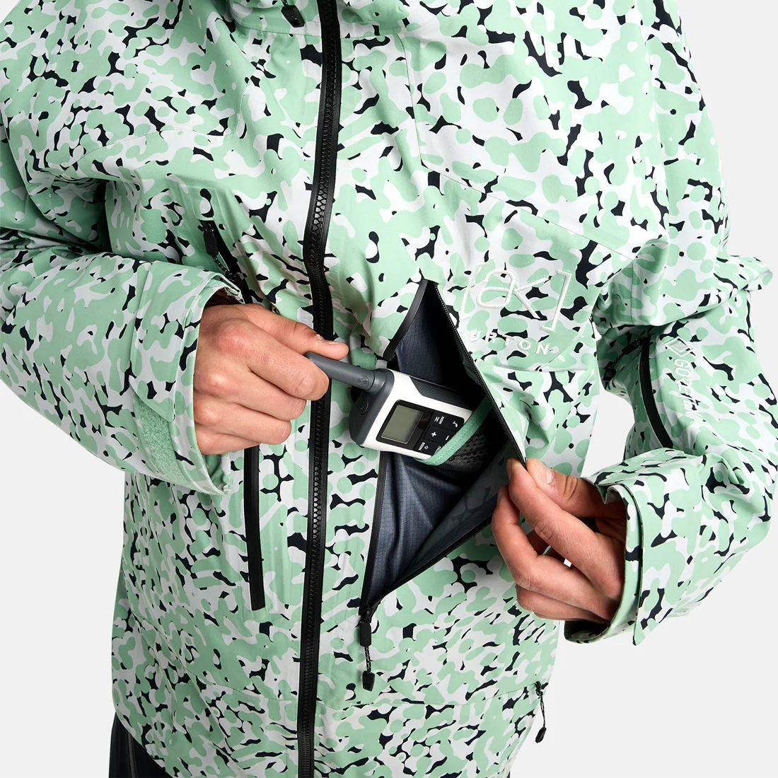 BURTON [ak] Gore-Tex C-Knit 3L Tuvak Jacket 2026 - Sage Dot Camo - Image 4