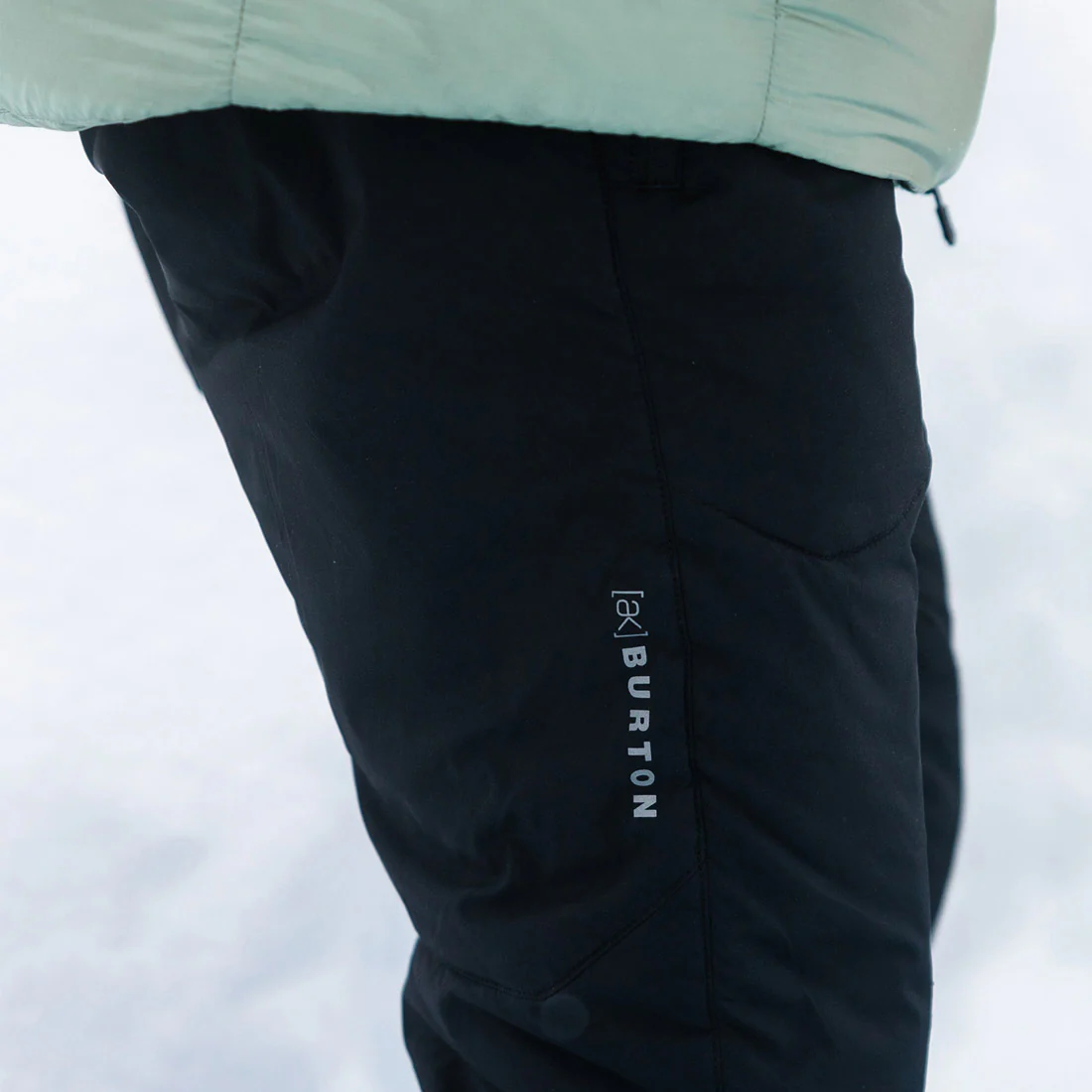 BURTON [ak] Helium Stretch Insulated Pants 2026 - True Black - Image 4