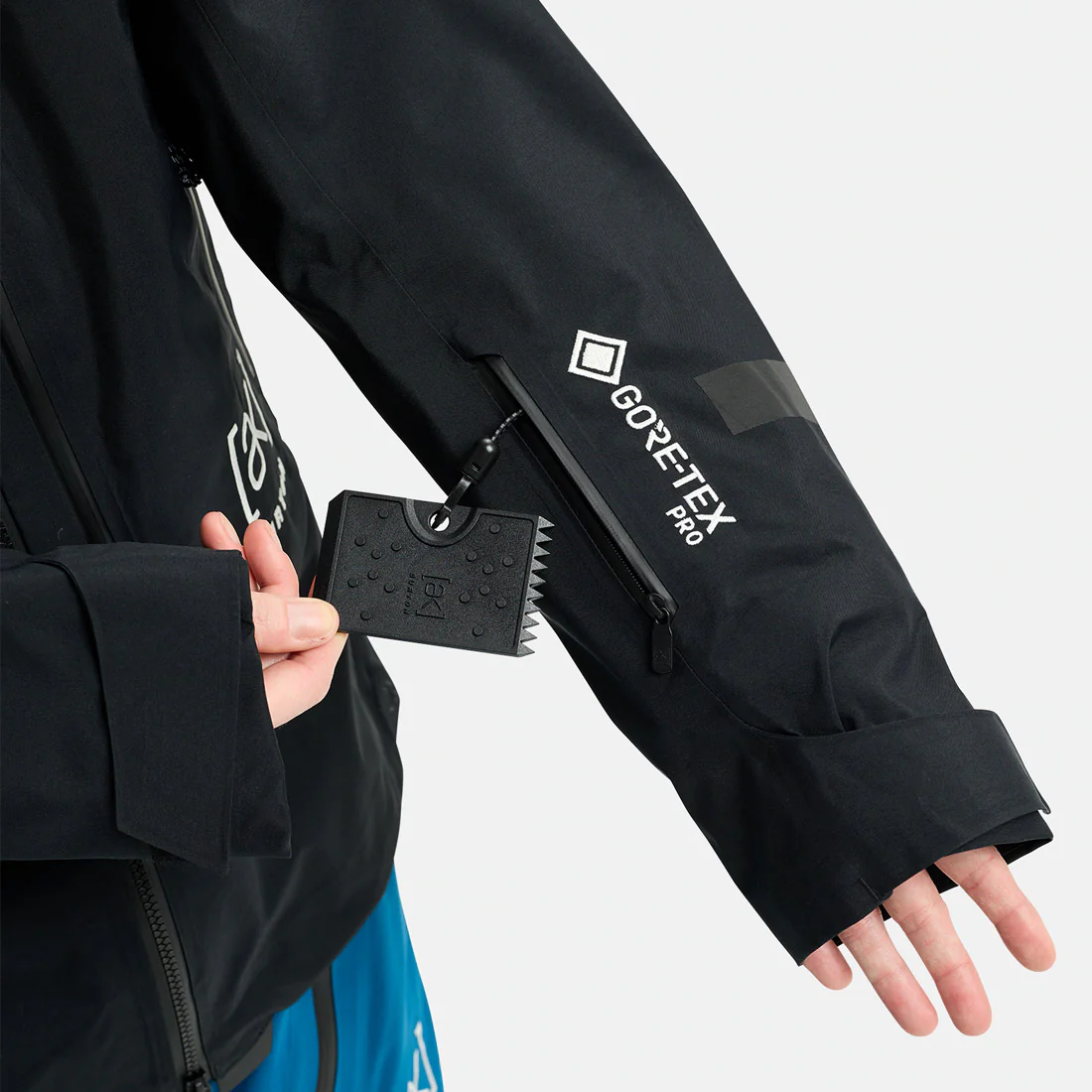 BURTON [ak] Women's Gore-Tex Pro 3L Acamar Jacket 2026 - True Black - Image 4