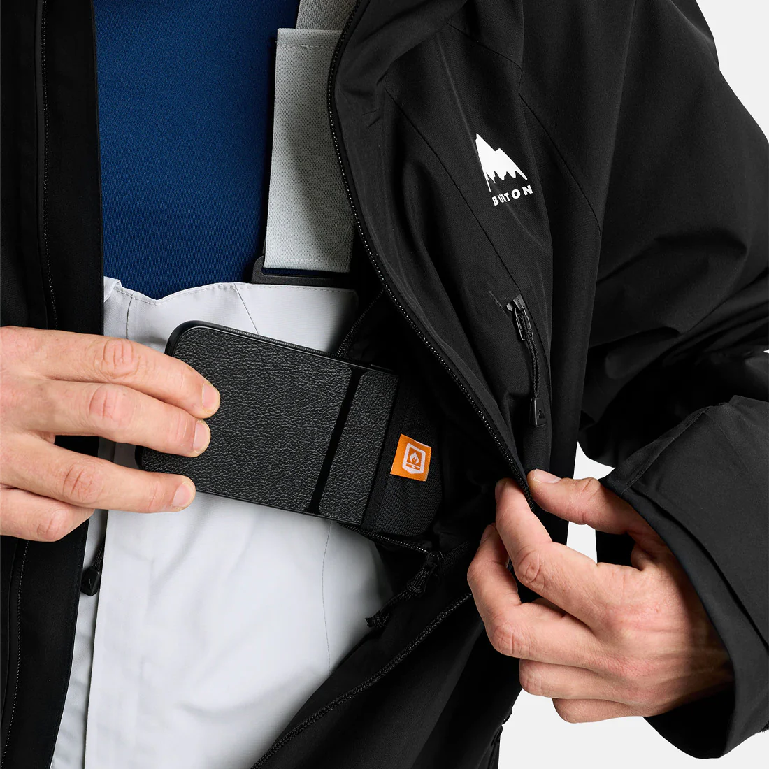 BURTON Gore-Tex 2L Reserve Jacket 2026 - True Black - Image 5