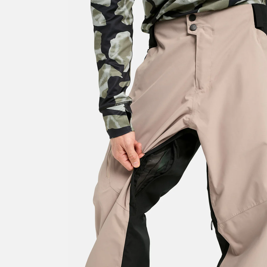BURTON Reserve 2L Relaxed Pant 2026 - Summit Taupe/True Black - Image 6