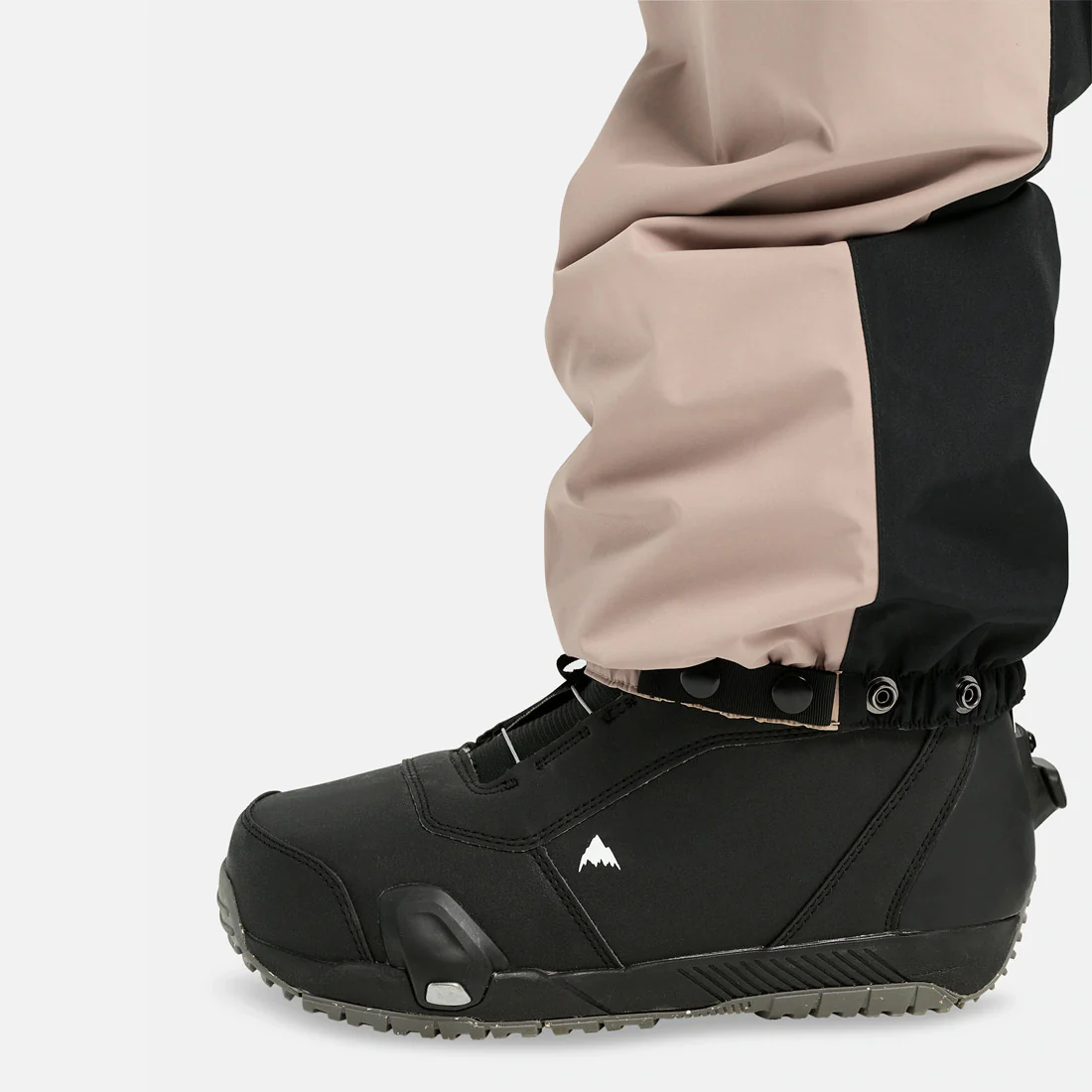 BURTON Reserve 2L Relaxed Pant 2026 - Summit Taupe/True Black - Image 7