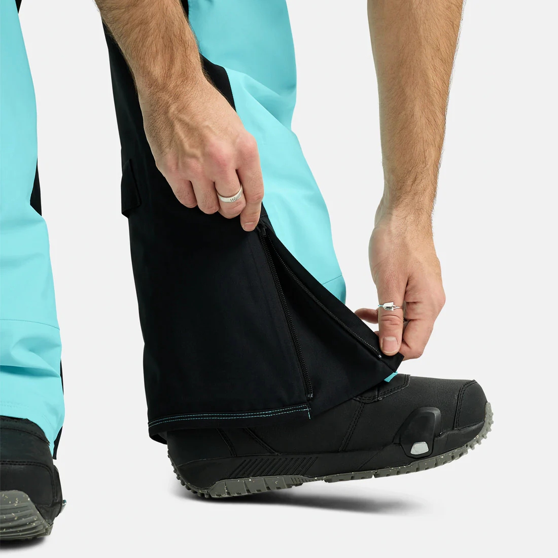 BURTON Reserve 3L Pant - Light Teal/True Black - Image 3