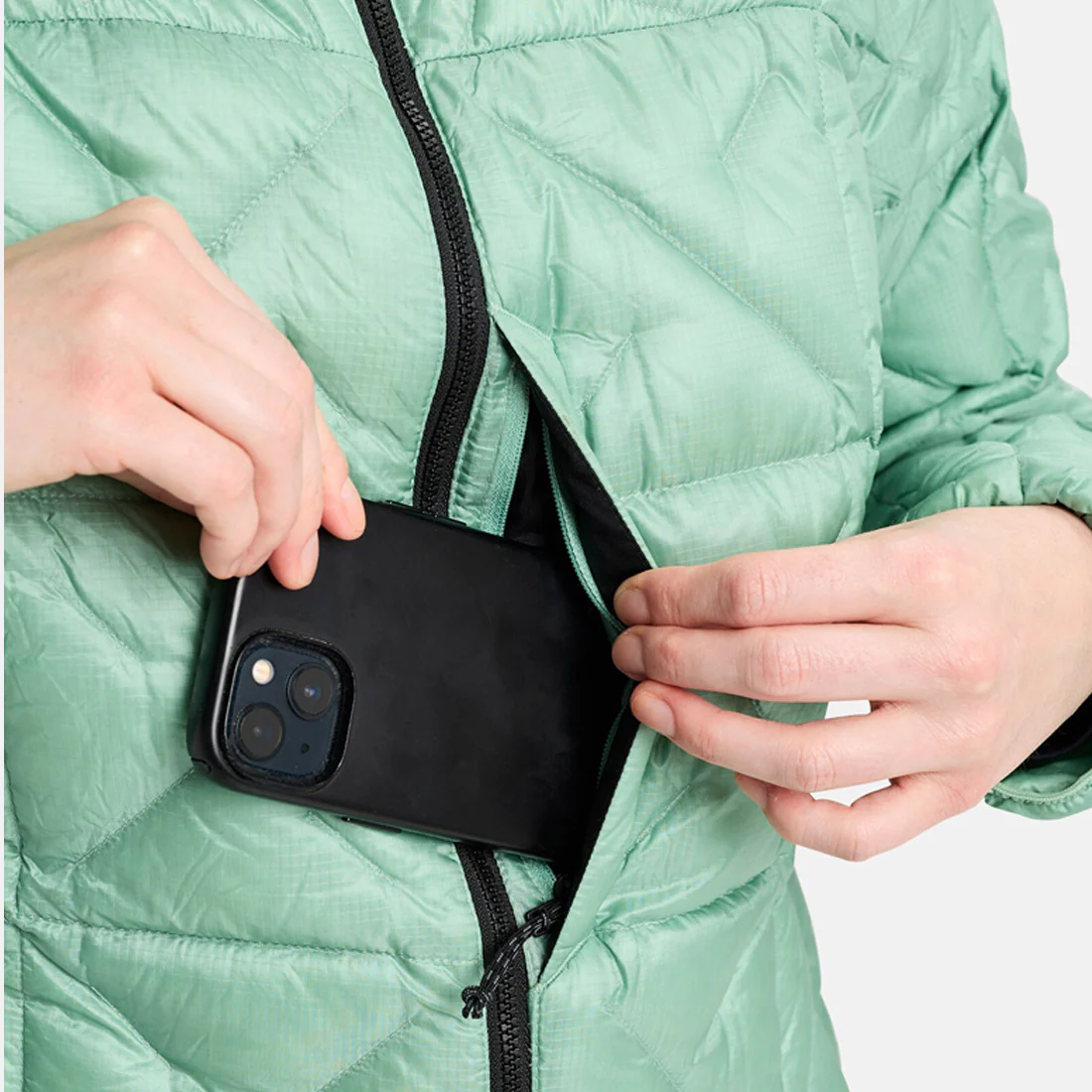 BURTON Women's [ak] Baker Down Hooded Jacket 2026 - Soft Sage - Image 6