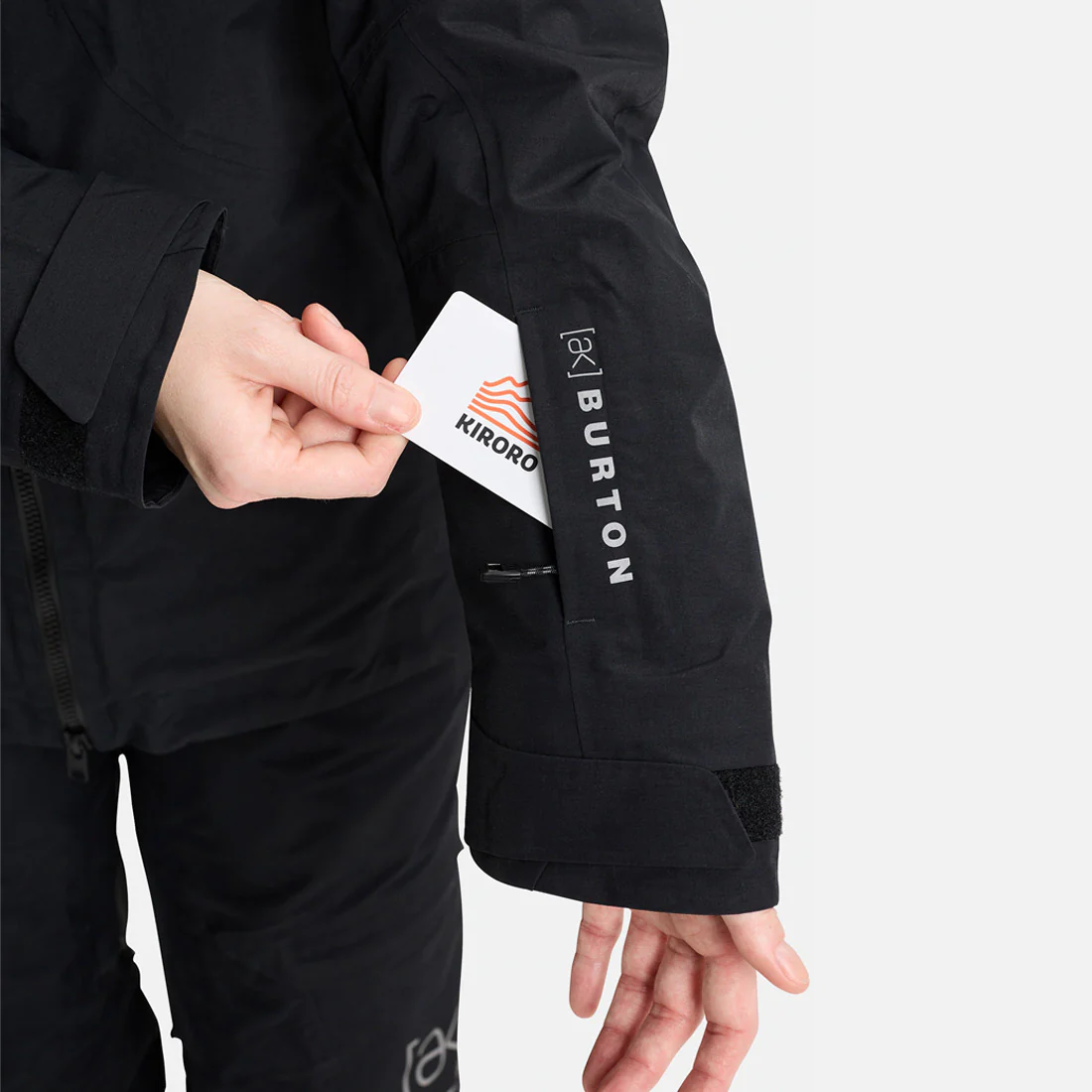 BURTON Women's [ak] Gore-Tex 2L Embark Jacket 2026 - True Black - Image 3
