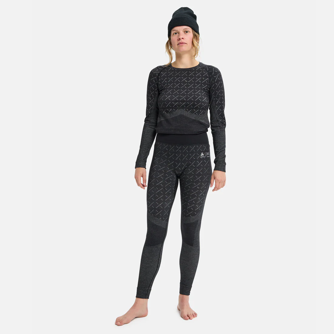 BURTON Women's [ak] Slokar Merino Base Layer Pants 2026 - True Black/Gray Cloud - Image 3