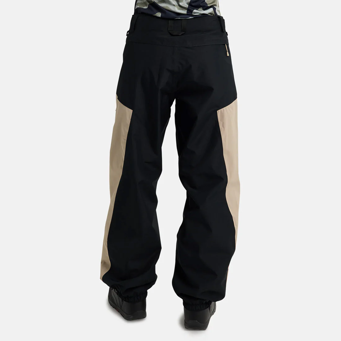 BURTON Women's Reserve Relaxed Pant 2026 - Summit Taupe/True Black - Image 3