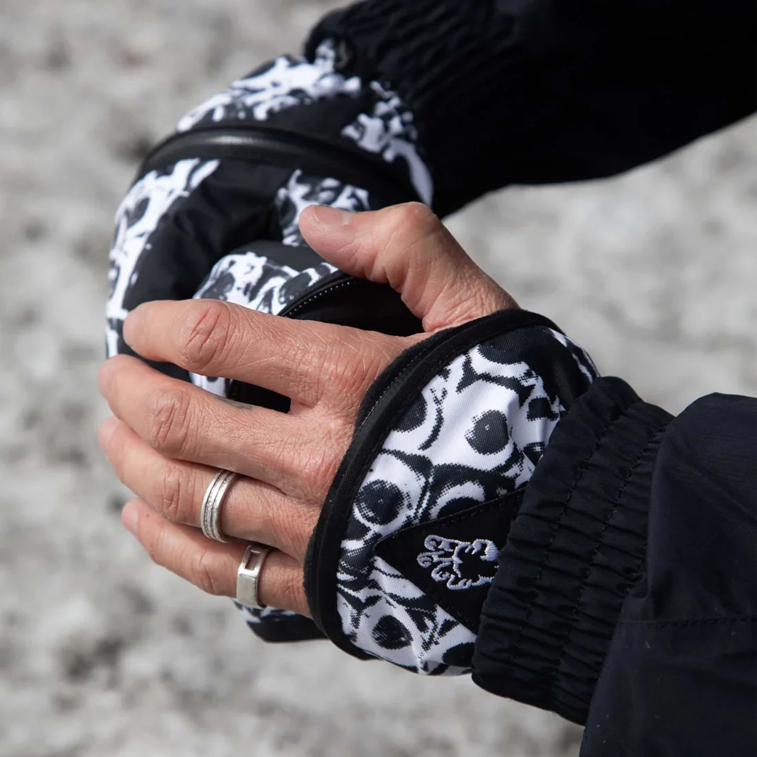 DEATHGRIP Ghoul Glove 2026 - Eyes - Image 3