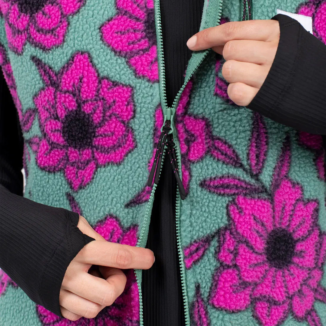 EIVY Women's Boxy Sherpa Vest - Turquoise Flower - Image 6
