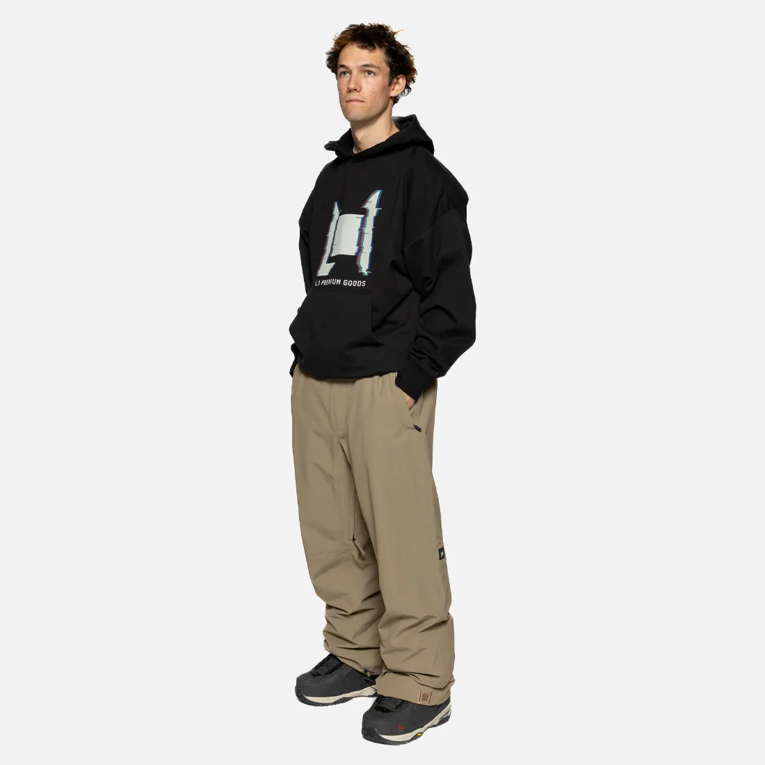 L1 Dixon Pant 2026 - Fossil - Image 4