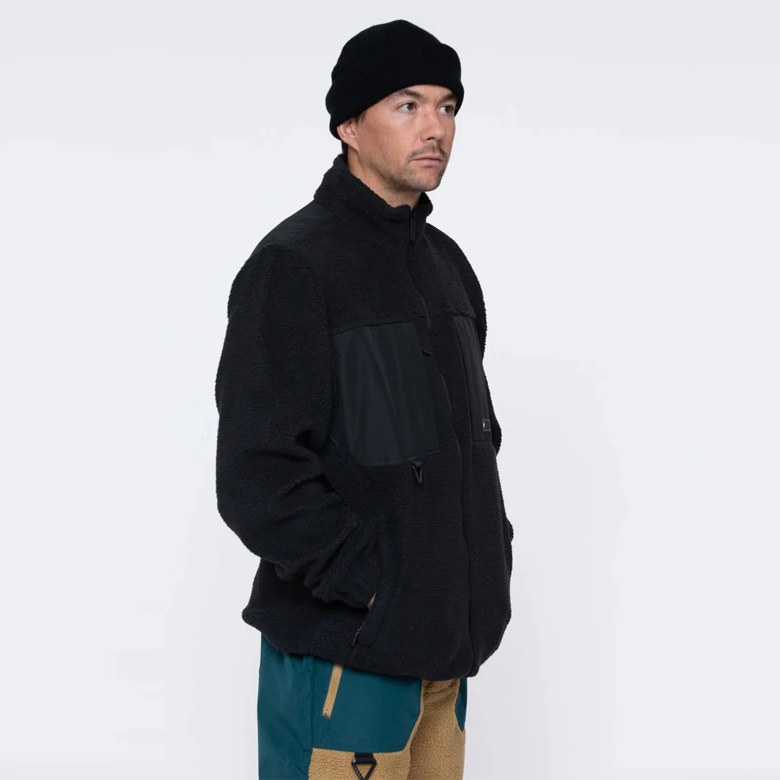 L1 Onyx Fleece - Black - Image 3