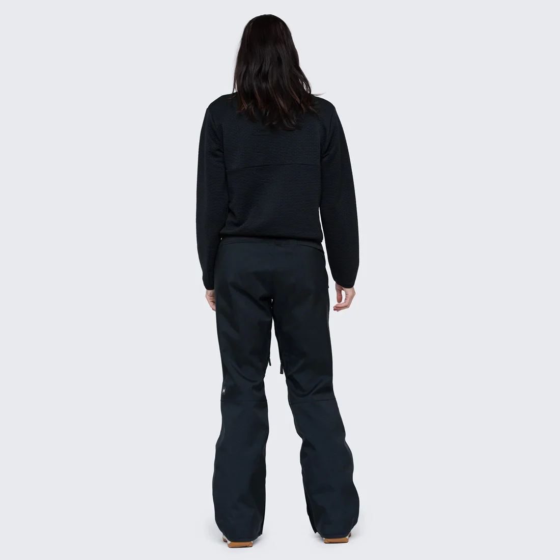 L1 Women's Quin Pant 2024 - Black - Image 3