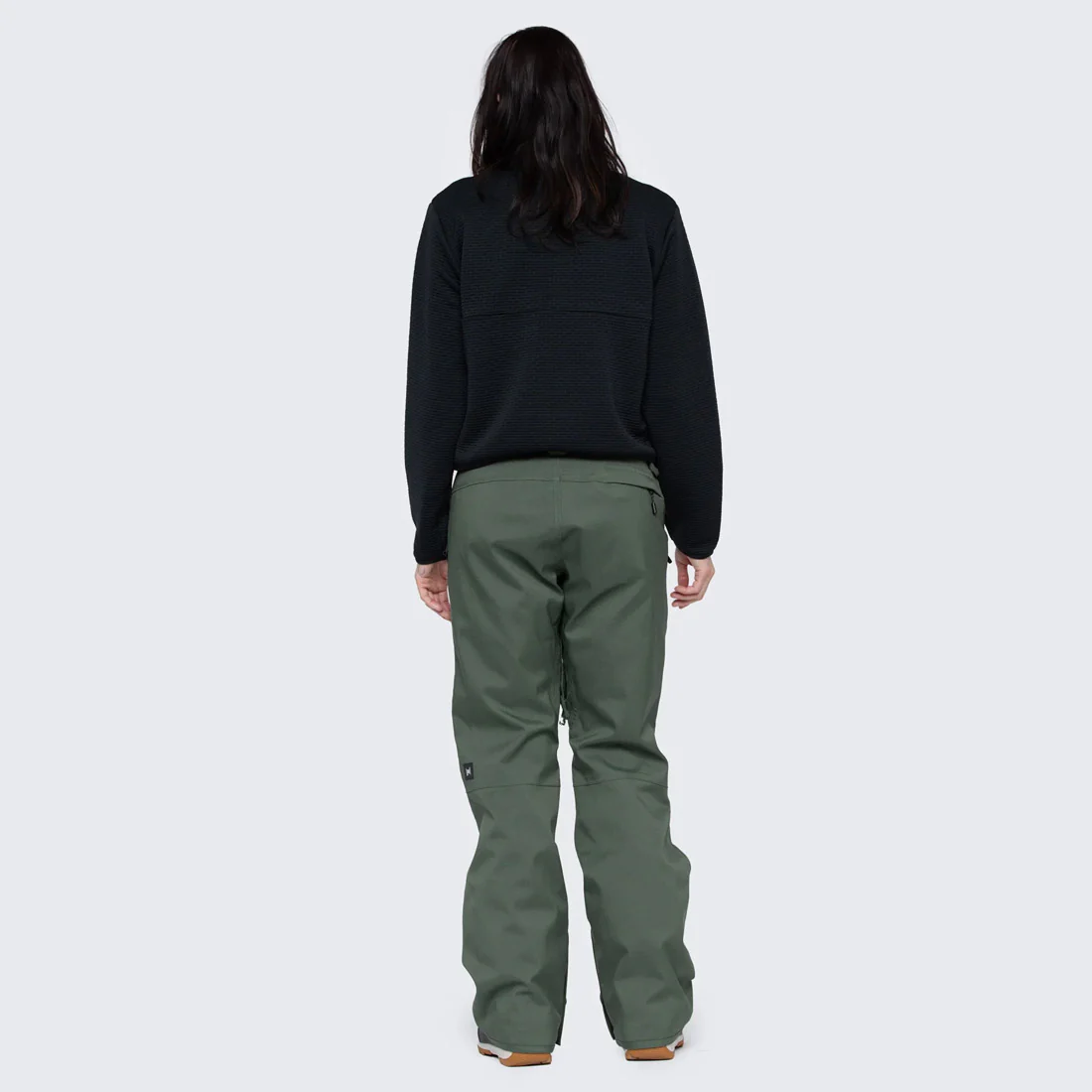 L1 Women's Quin Pant 2024 - Thyme - Image 3