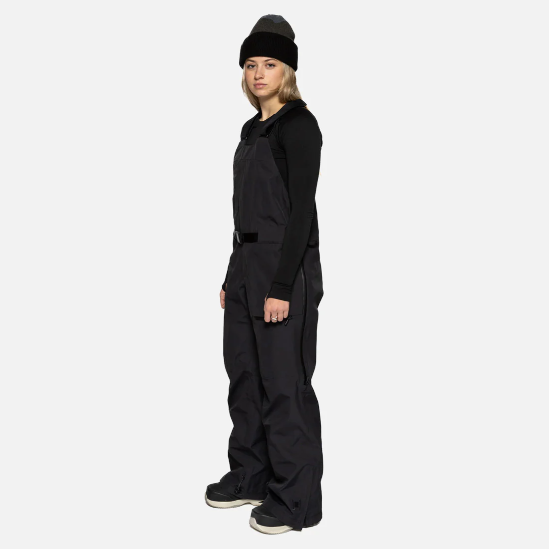 L1 Women's Ukka Bib Pant 2026 - Black - Image 4