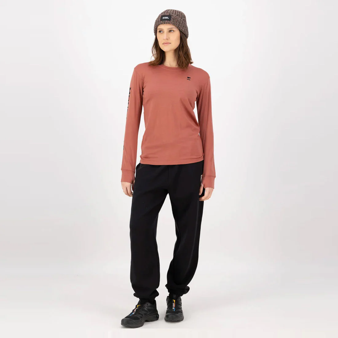 MONS ROYALE Women's Yotei Merino Classic Long Sleeve - Canyon Rose - Image 4