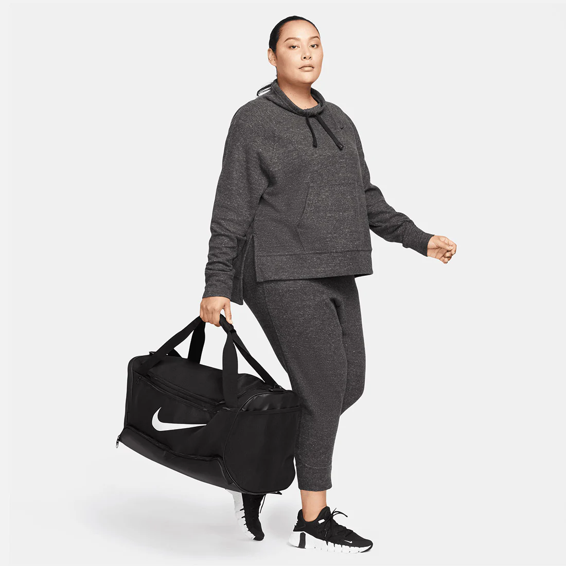 NIKE SB Brasilia 9.5 Duffle Bag 60L - Black - Image 3