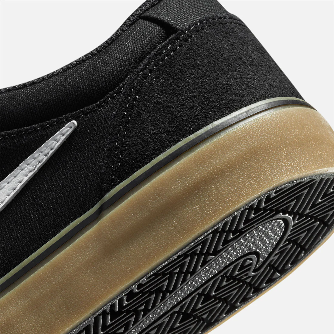 NIKE SB Chron 2 - Black/Gum - Image 6