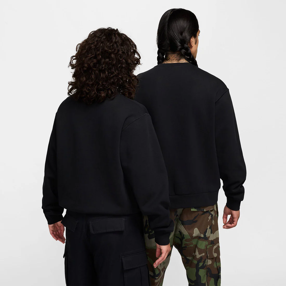 NIKE SB Essential Logo Crew - Black/White - Image 4