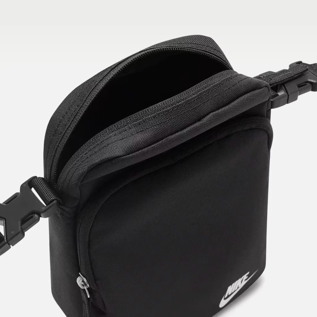NIKE SB Heritage Crossbody Bag - Black - 4L - Image 4
