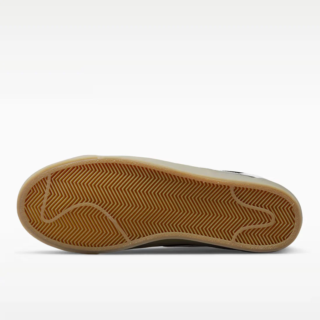 NIKE SB Zoom Blazer Low Pro GT - Black/Gum - Image 6