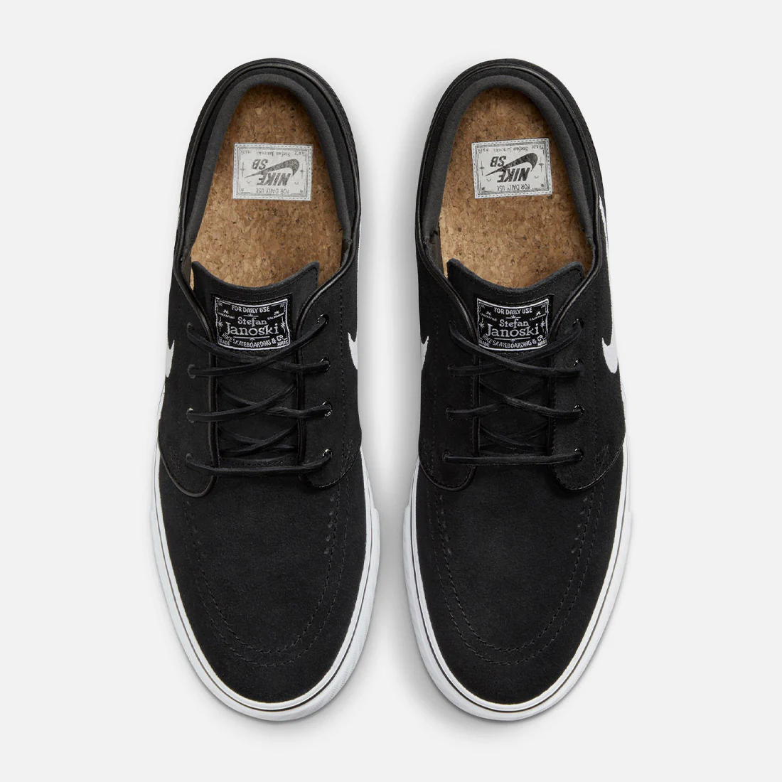 NIKE SB Zoom Janoski OG+ - Black/White - Image 3