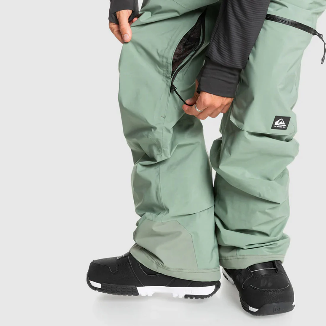 QUIKSILVER Altostratus Stretch Gore-Tex Bib Pant 2025 - Sea Spray - Image 4