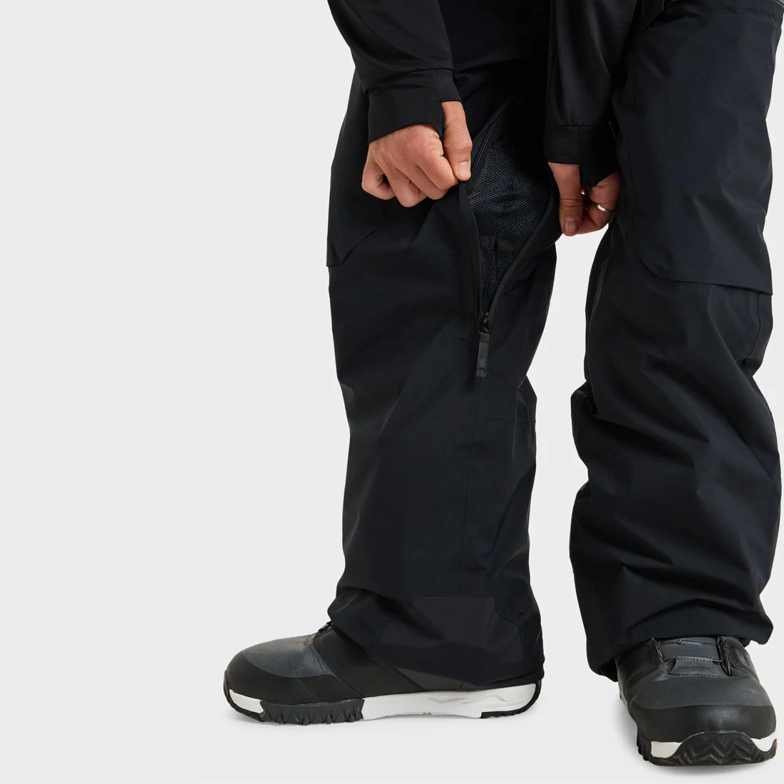QUIKSILVER Altostratus Stretch Gore-Tex Bib Pant 2026 - True Black - Image 9