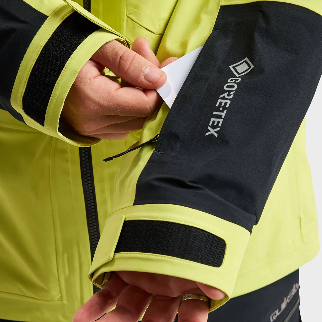QUIKSILVER Highline Pro 3L Gore-Tex Jacket 2026 - Yellow Plum - Image 10