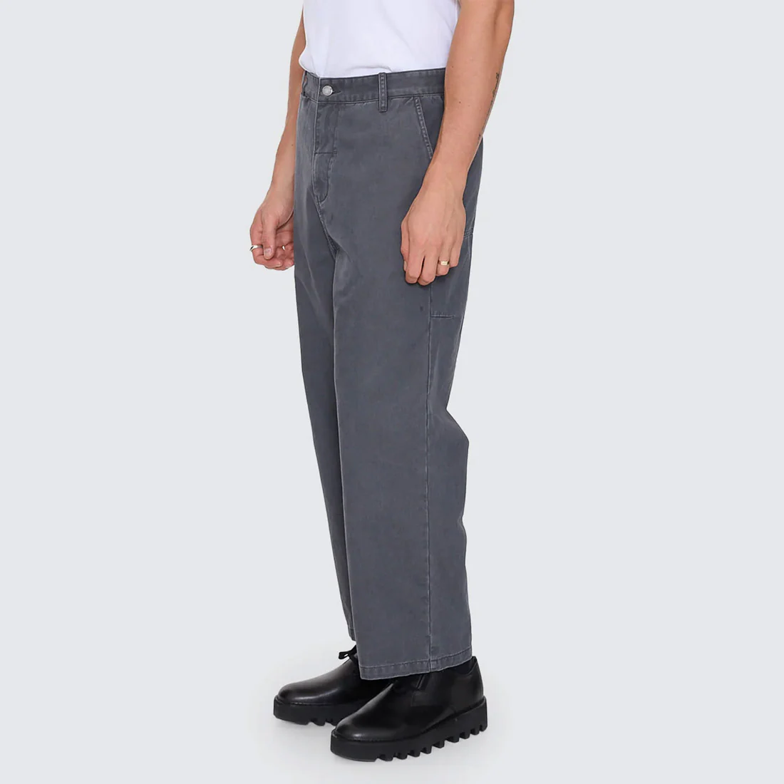THRILLS Stagger Big Slacker Cropped Pant - Dark Charcoal - Image 4