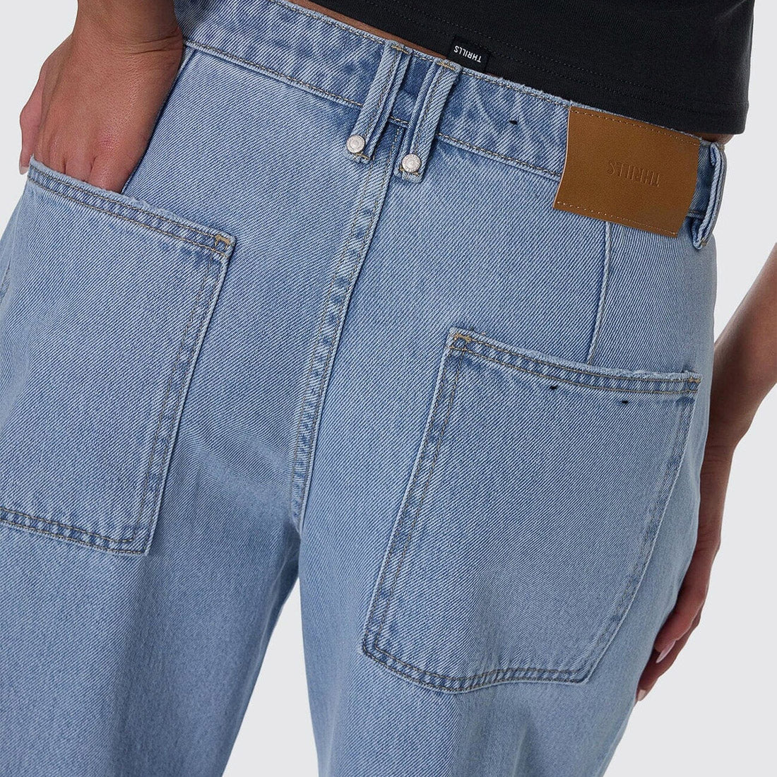 THRILLS Women's Sloane Low Rise Barrel Jean - Ageless Blue - Image 5