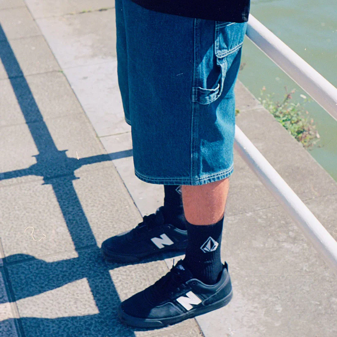 VOLCOM 1991 Utility Denim 23" Shorts - Indigo Ridge Wash - Image 5