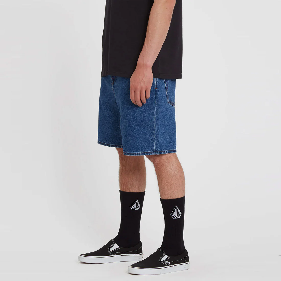 VOLCOM Billow Denim Short - Oliver Mid Blue - Image 4