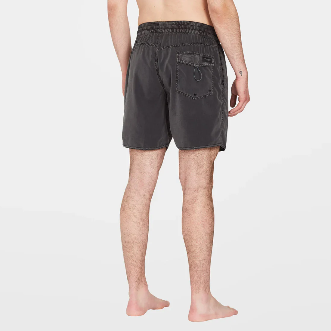 VOLCOM Center 17" Trunks - Black - Image 4