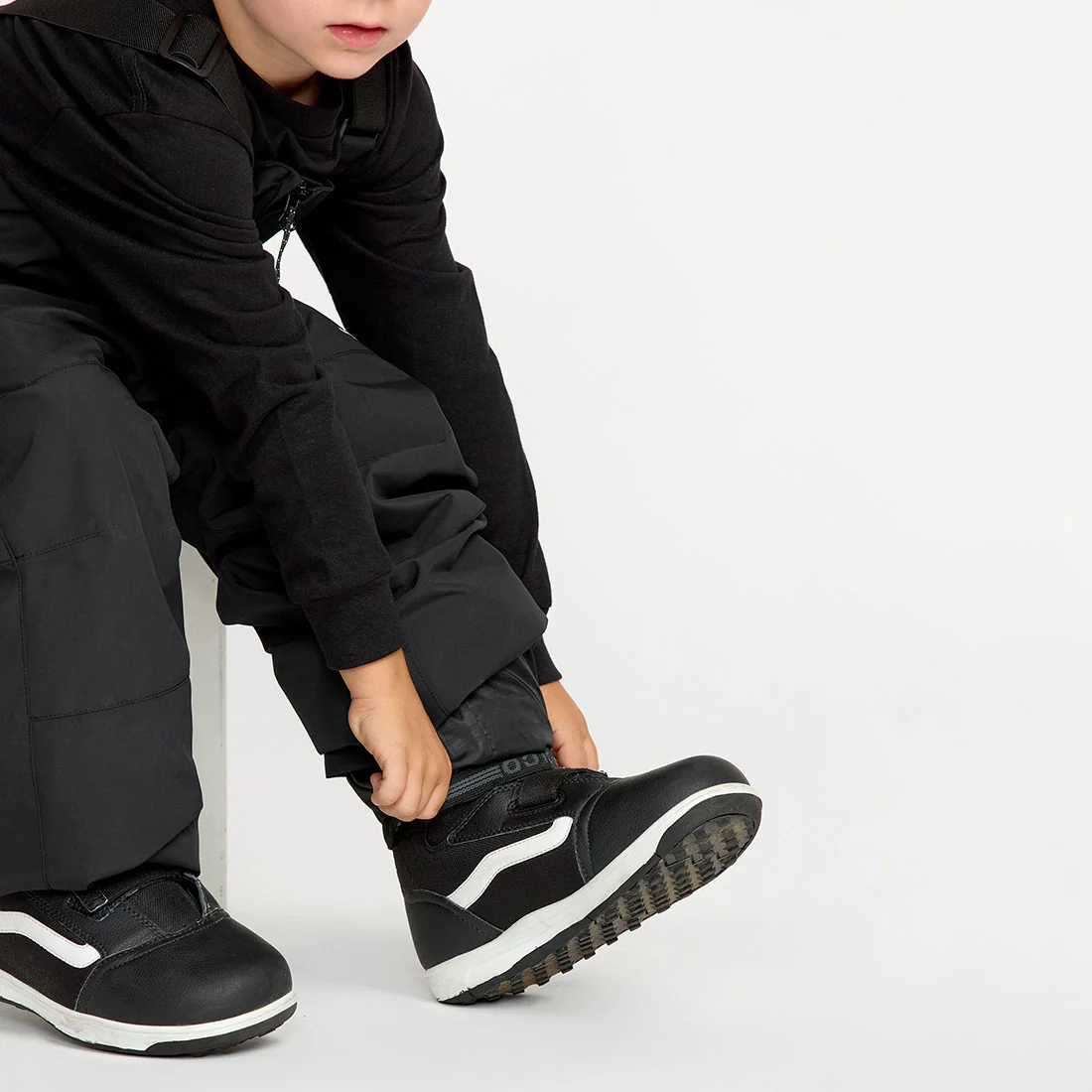 VOLCOM Kids Barkley Insulated Bib Overall 2026 - Black - Image 8