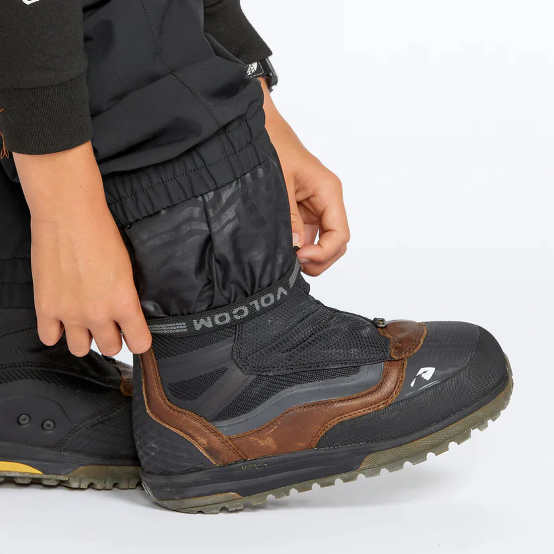 VOLCOM Kids Fernie Insulated Pant 2025 - Black - Image 4