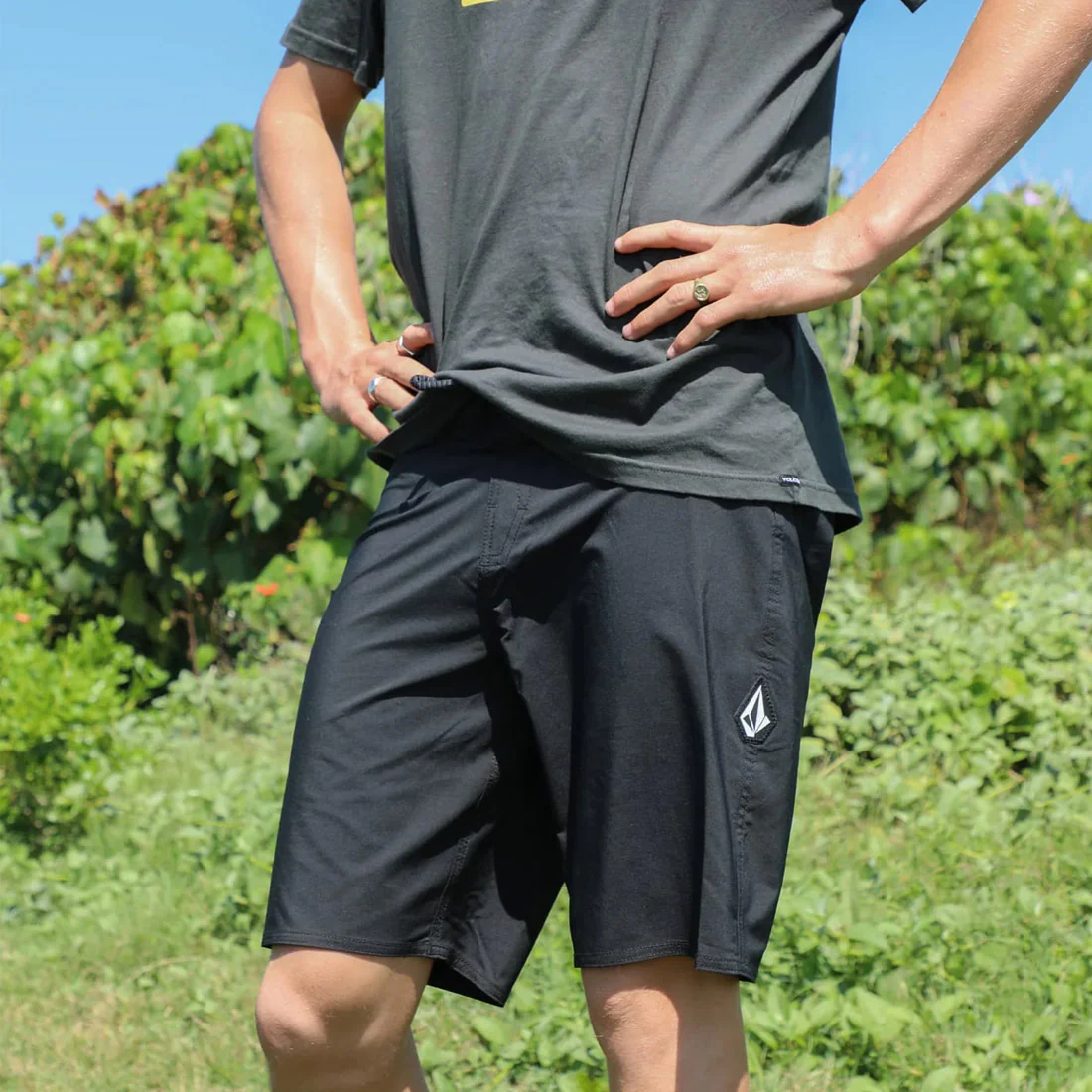 VOLCOM Lido Solid Mod 20" Board Shorts - Black - Image 3