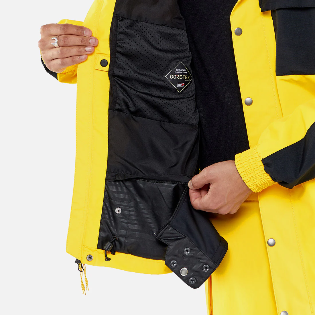 VOLCOM Longo Gore-Tex Jacket 2024 - Bright Yellow - Image 8