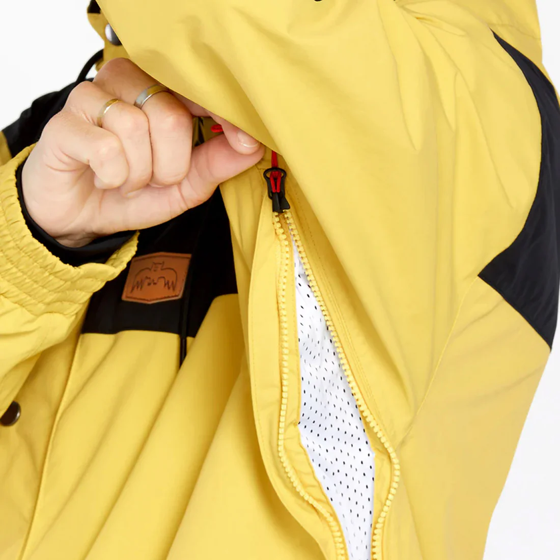 VOLCOM Longo Gore-Tex Jacket 2025 - Dark Yellow - Image 5