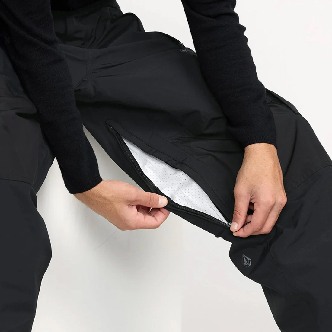 VOLCOM Longo Gore-Tex Pant 2026 - Black - Image 7