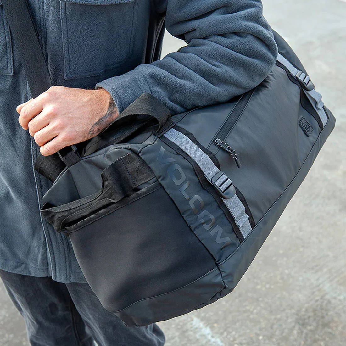 VOLCOM Outbound Duffel - Black - Image 4