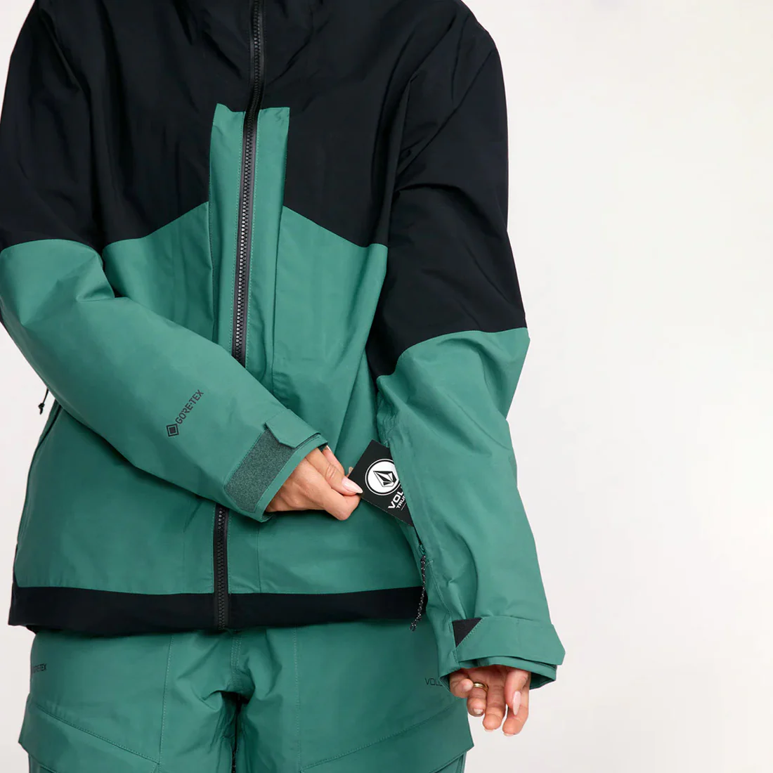 VOLCOM Women's AT Stretch Gore-Tex Jacket 2026 - Spruce Green - Image 7